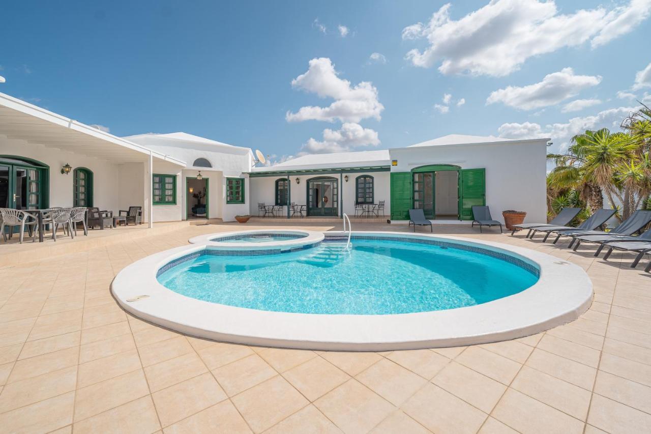 Villa Milan Puerto del Carmen  Eksteriør bilde