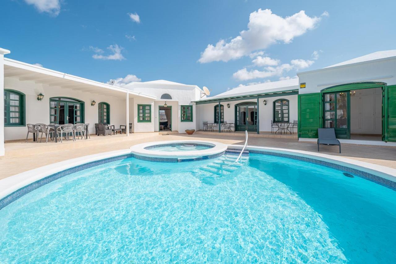 Villa Milan Puerto del Carmen  Eksteriør bilde